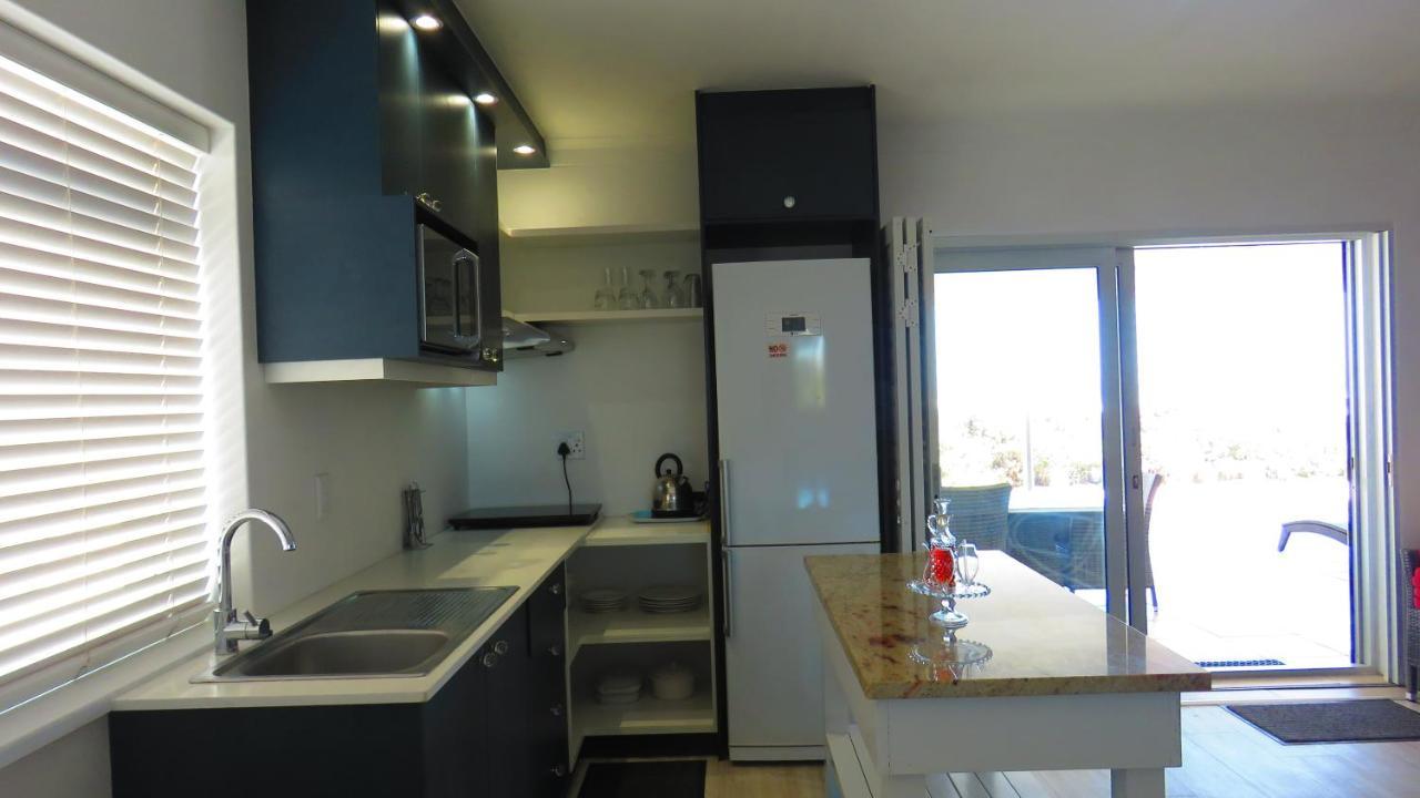 On The Beach Apartments Yzerfontein Exterior photo