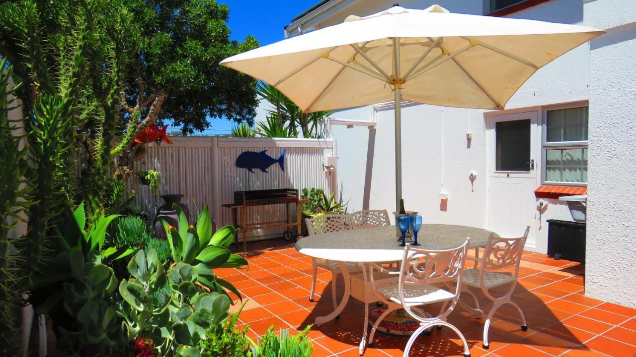 On The Beach Apartments Yzerfontein Exterior photo