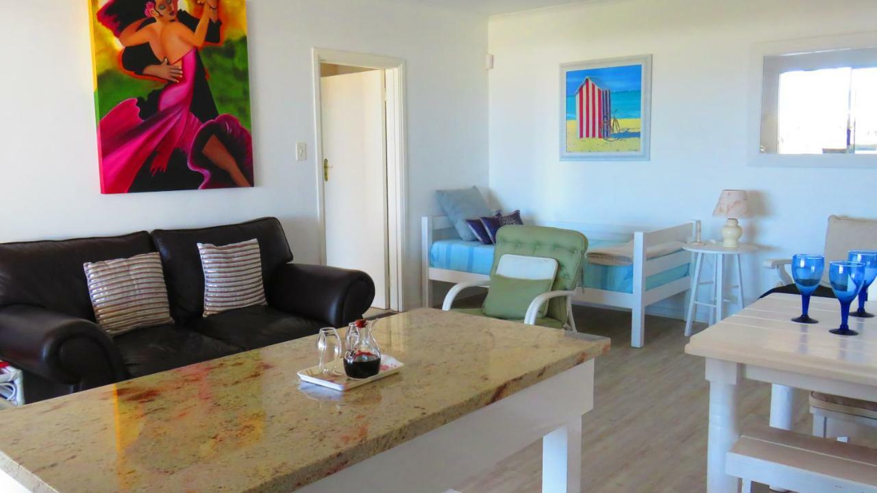 On The Beach Apartments Yzerfontein Exterior photo