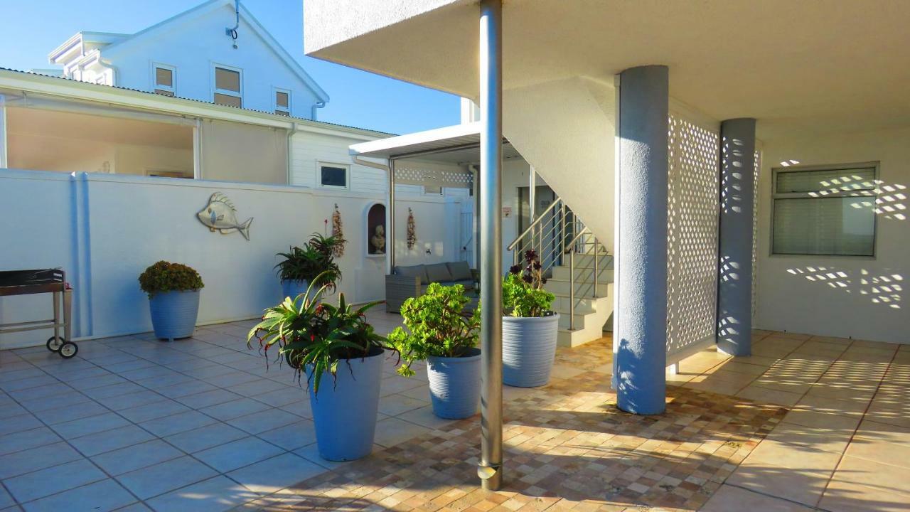 On The Beach Apartments Yzerfontein Exterior photo